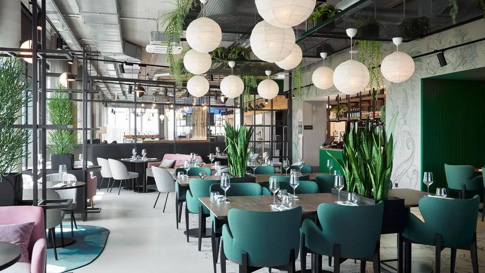 Hotel Moxy Cologne Bonn Airport 3*,  Alemania